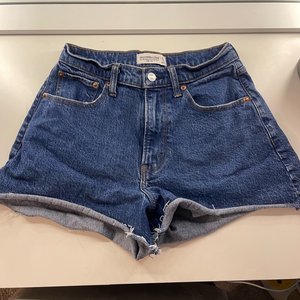 abercrombie 90s relaxed high rise short curve love